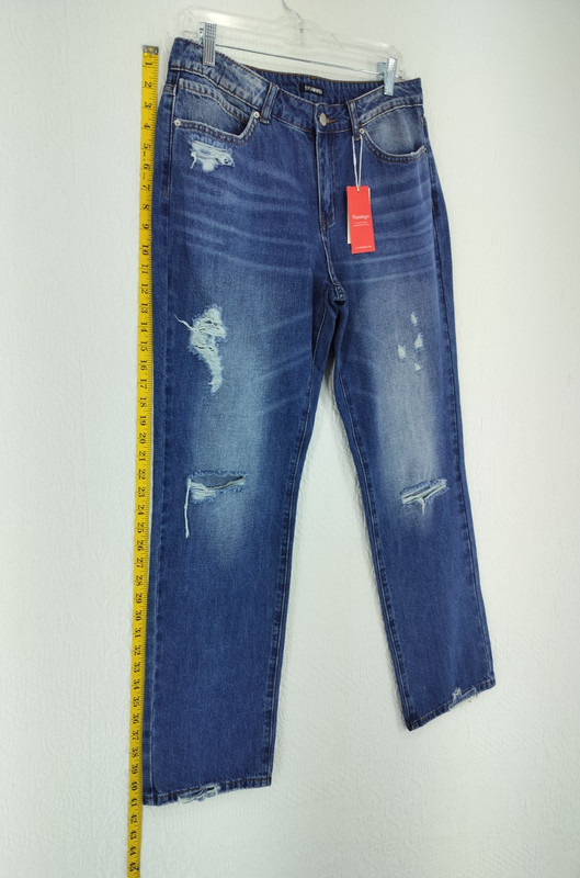 Flamingo Jeans NWT Women Size Large (See Photos) Blue Distress #2567 gallery