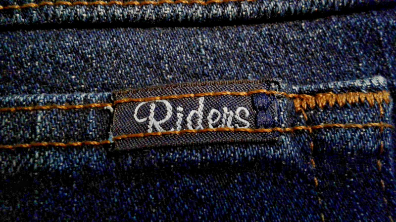 Riders Women Denim Jeans Sz.10 Med. 99%Cotton/ 1% Spandex 28″x21″