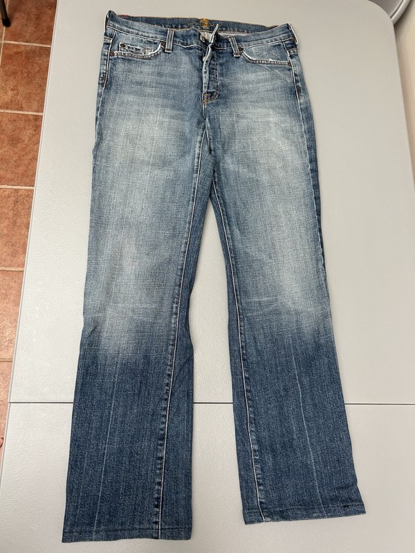 VTG 7 For All Mankind Women’s 30 Blue Medium Wash Boy Cut Made in USA Jeans