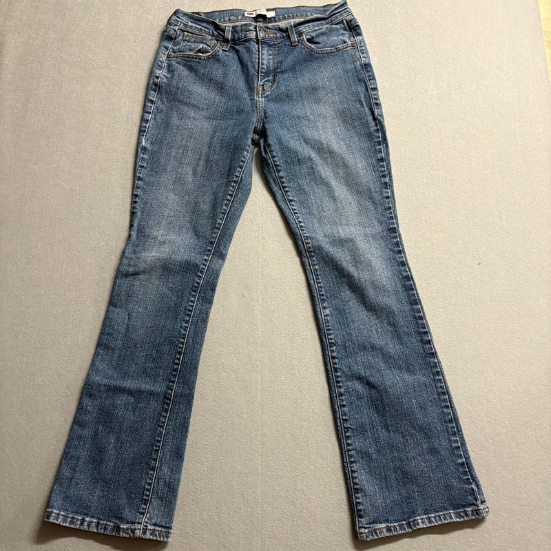 Levis 515 Bootcut Jeans Womens 10M Blue Denim Stretch Mid Rise Medium Wash