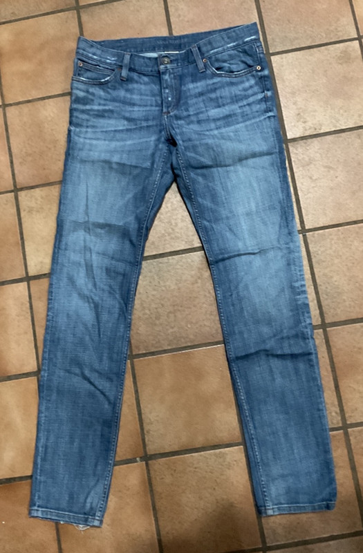 Banana Republic Jeans Size 28 Distressed White Oak Cone Denim Guatemala Slouchy