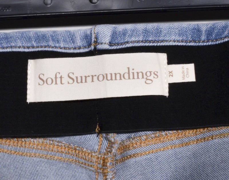 NWT Soft Surroundings Ultimate Flared Slit Leg Pull On Jeans Size 2X (22W) gallery