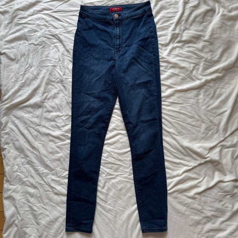 Guess Women’s High Rise Dark Wash Jeggings