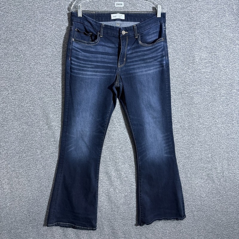 Buckle BKE Women’s Size 31×31.5 Blue Payton Mid-Rise Universal Fit Flare Jeans