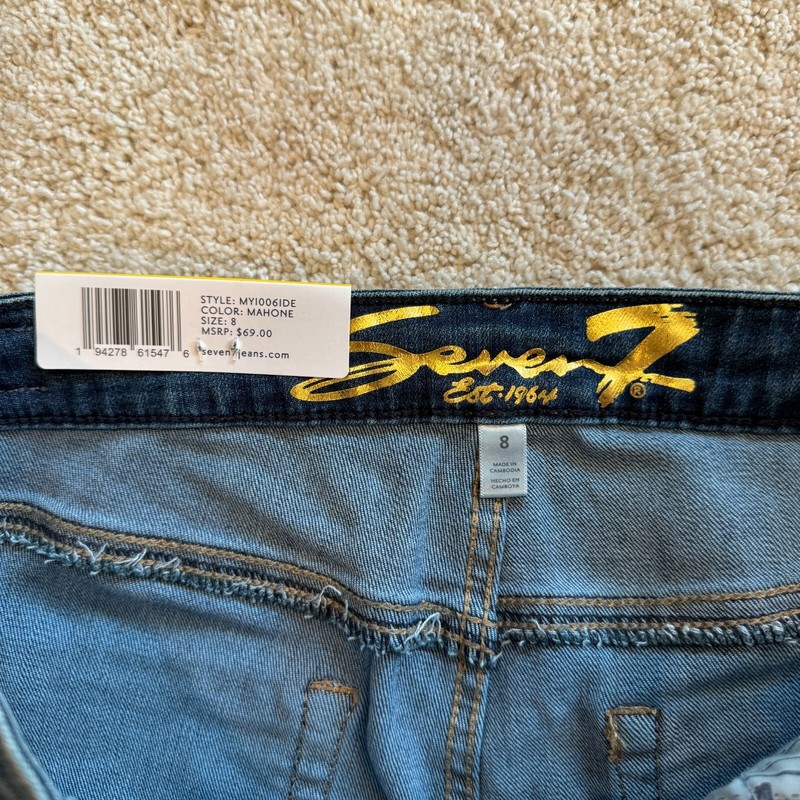 Seven7 Ladies High-Rise Step Hem Cropped Fashion Jean Size 8 gallery