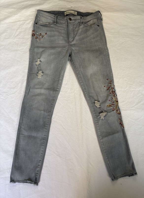 Abercrombie & Fitch Ankle Denim Jeans Distressed Floral Embroidered Women’s 29/8