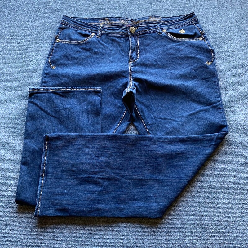 Apple Bottoms Jeans Womens Size 40in Blue Denim Leg High Rise Pockets Cotton