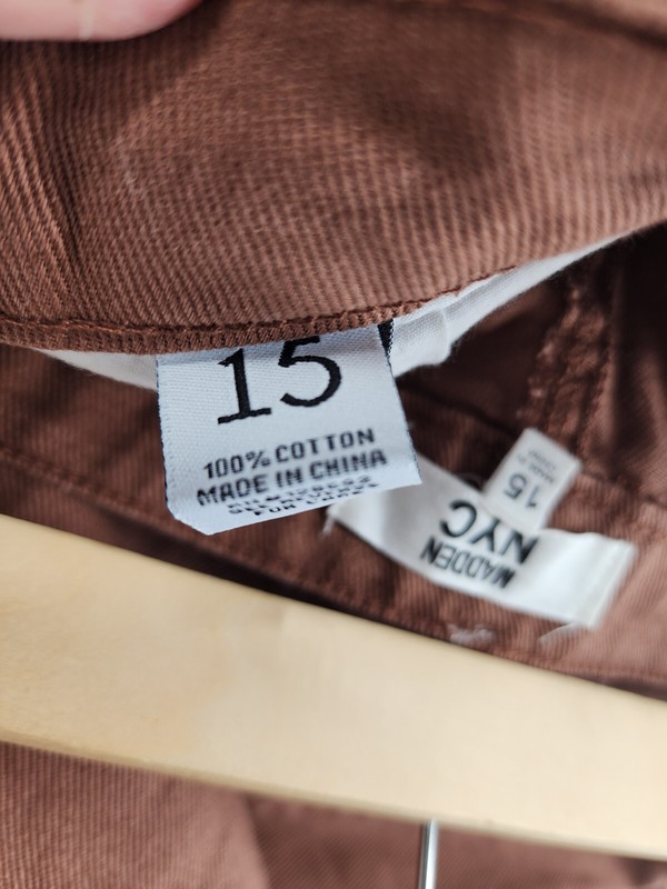 Madden NYC Jeans Womens Juniors 15 Distressed Brown Denim 90's Fit gallery