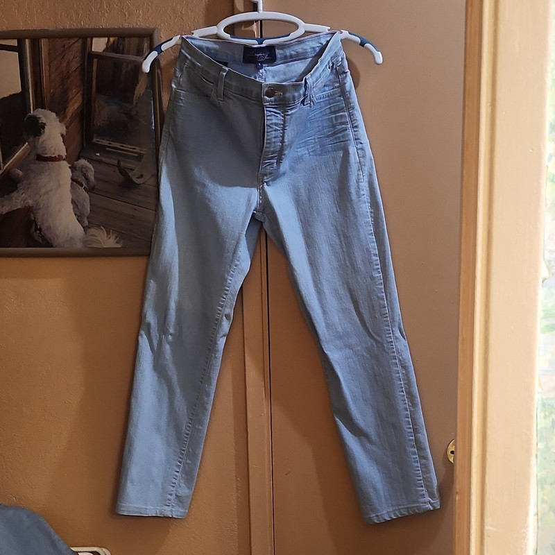 NYDJ Women’s Skinny Light Wash Blue Denim Jeans Size 6 Zip Button