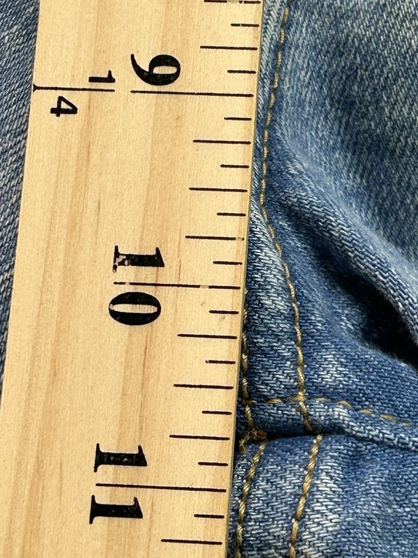 Old Navy High Rise O.G. Straight Jean Women Sz 8 Blue Whiskered Faded Button Fly gallery