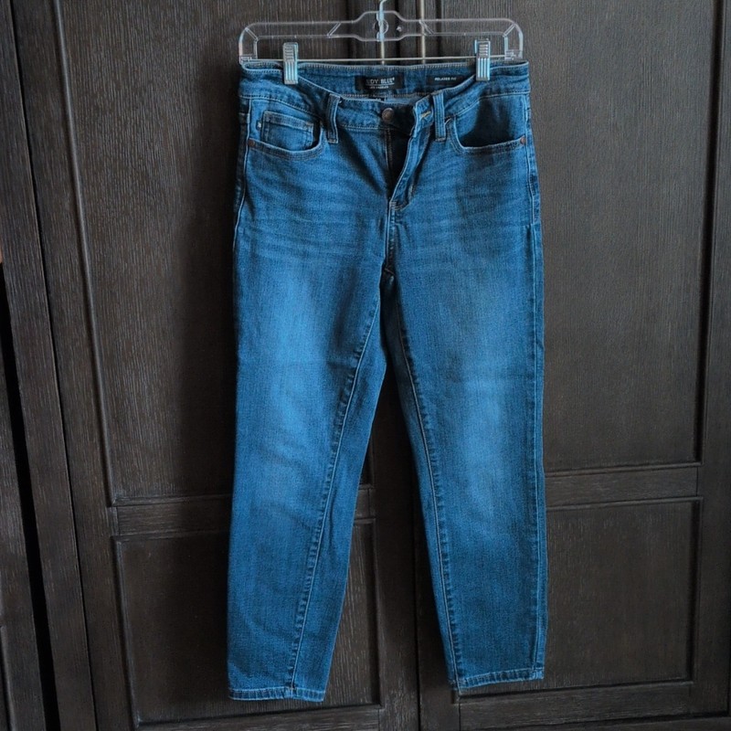 Judy Blue Women’s Relaxed Fit Straight Jeans Medium Wash 5-Pocket Mid Rise