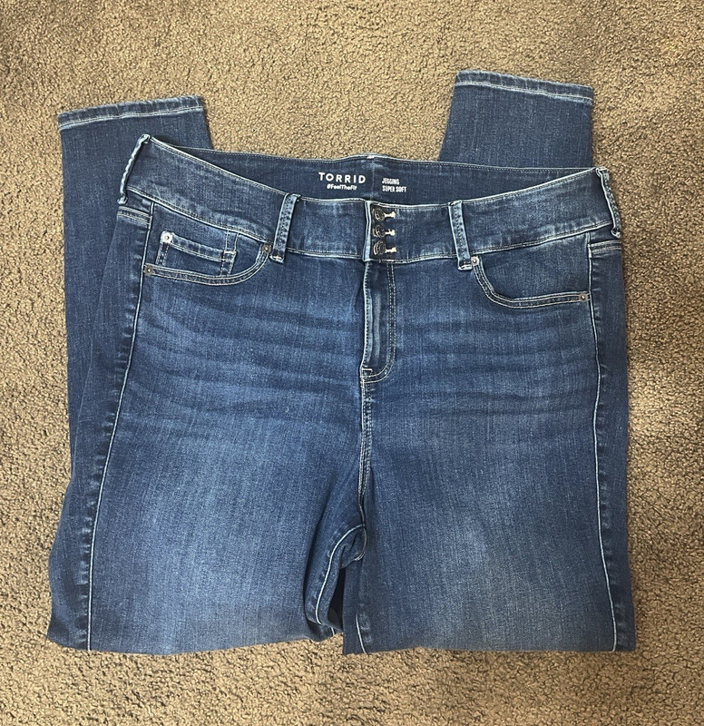 Torrid Women’s Plus Size 22T Blue Denim Jegging Jeans 5-Pocket Button