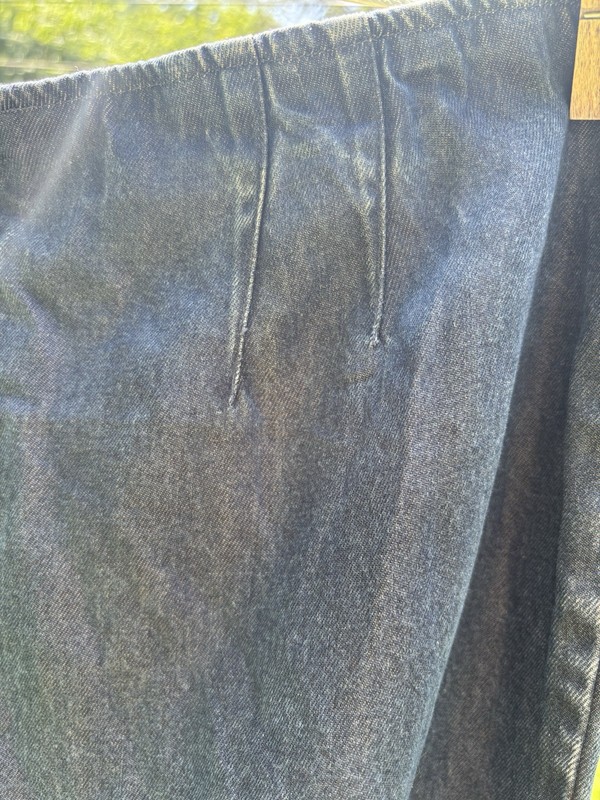 J. Jill Size 14 100% Tencel Authentic Wash Capri Zipper 43-6156 gallery