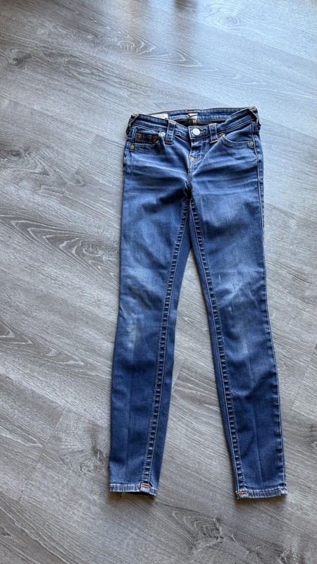 True Religion Women’s Mid Rise Skinny Blue Denim Jeans, Medium Wash, 5-Pocket